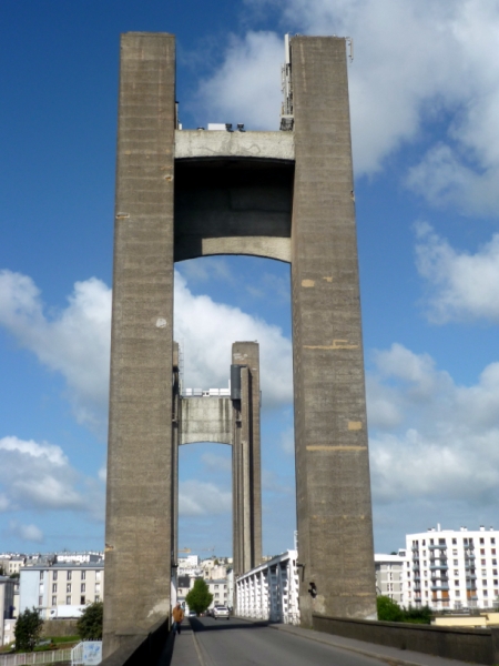 Pont de Recouvrance