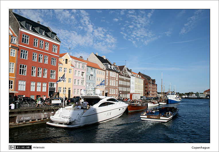 https://www.pss-archi.eu/membres/Nekobasu/copenhague/03.jpg