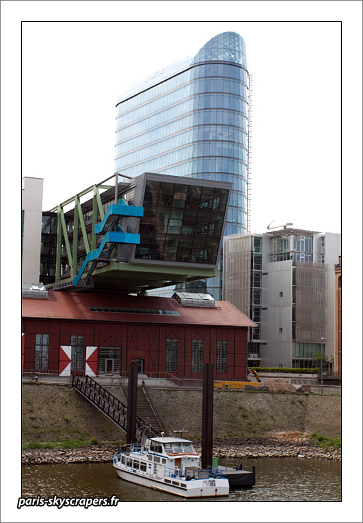 https://www.pss-archi.eu/membres/Nekobasu/duesseldorf/057.jpg