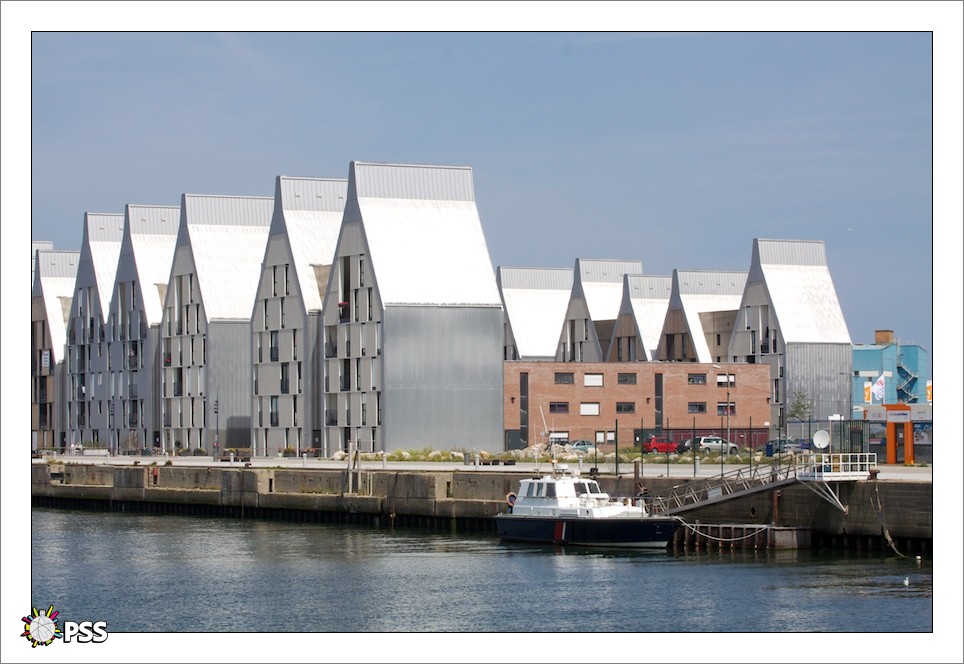 https://www.pss-archi.eu/membres/Nekobasu/dunkerque/gables20110731-3.jpg