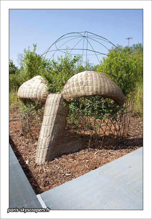 https://www.pss-archi.eu/membres/Nekobasu/jardin_des_geants/08.jpg