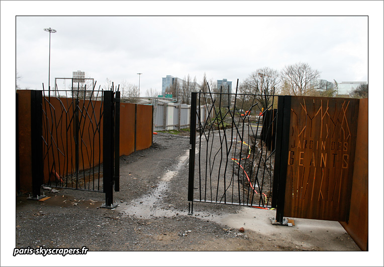https://www.pss-archi.eu/membres/Nekobasu/jardin_des_geants/IMG_7323.jpg