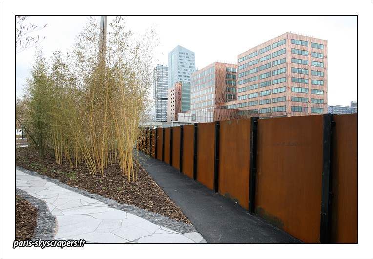 https://www.pss-archi.eu/membres/Nekobasu/jardin_des_geants/IMG_7324.jpg