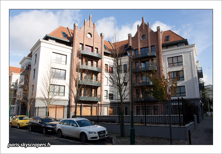 https://www.pss-archi.eu/membres/Nekobasu/lille/quaisvieuxlille-20101106-02.jpg