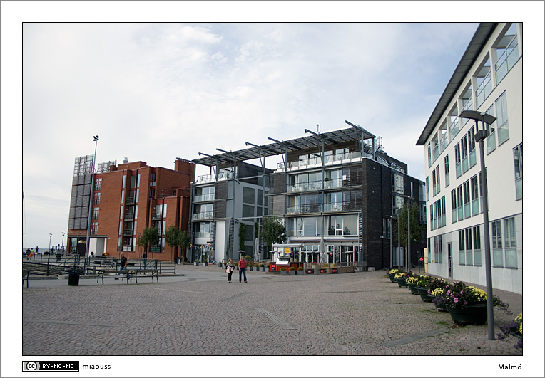 https://www.pss-archi.eu/membres/Nekobasu/malmoe/14.jpg