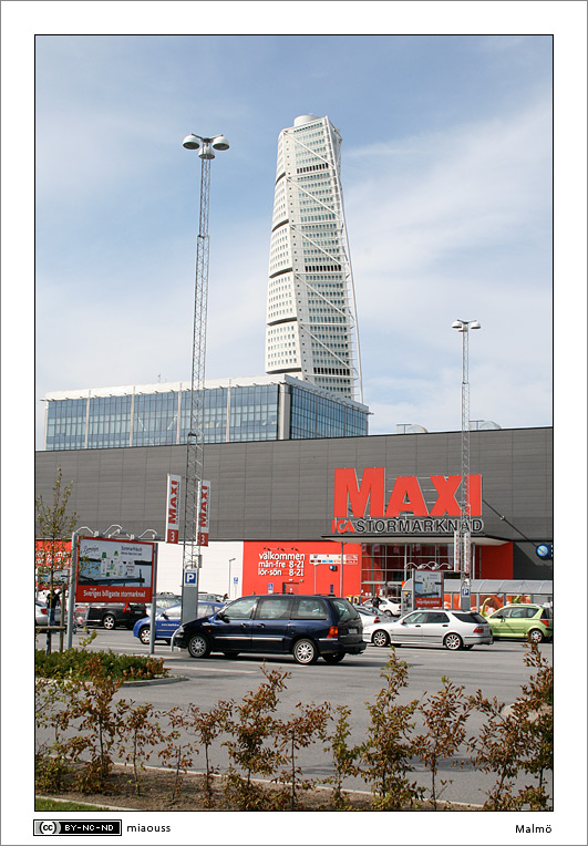 https://www.pss-archi.eu/membres/Nekobasu/malmoe/20.jpg