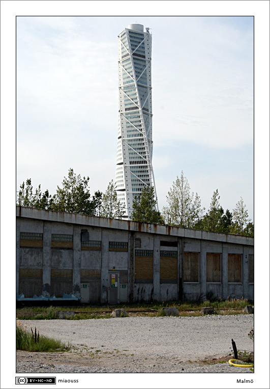https://www.pss-archi.eu/membres/Nekobasu/malmoe/21.jpg