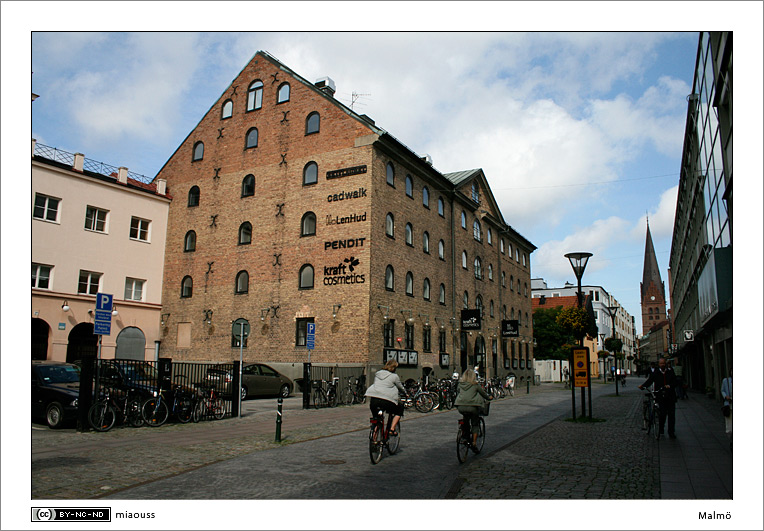 https://www.pss-archi.eu/membres/Nekobasu/malmoe/35.jpg