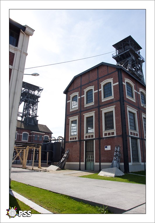 https://www.pss-archi.eu/membres/Nekobasu/oignies/1302460710msf.jpg