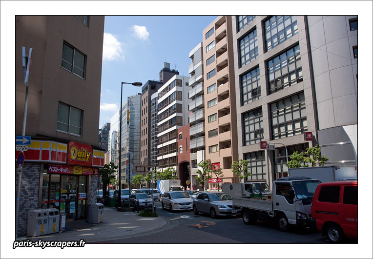 https://www.pss-archi.eu/membres/Nekobasu/osaka/2010/219.jpg