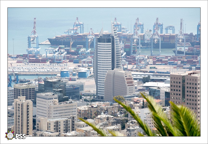 https://www.pss-archi.eu/membres/nekobasu/haifa/07.jpg