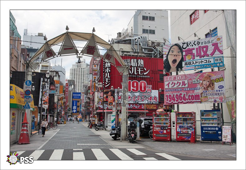 https://www.pss-archi.eu/membres/nekobasu/tokyo/301.jpeg