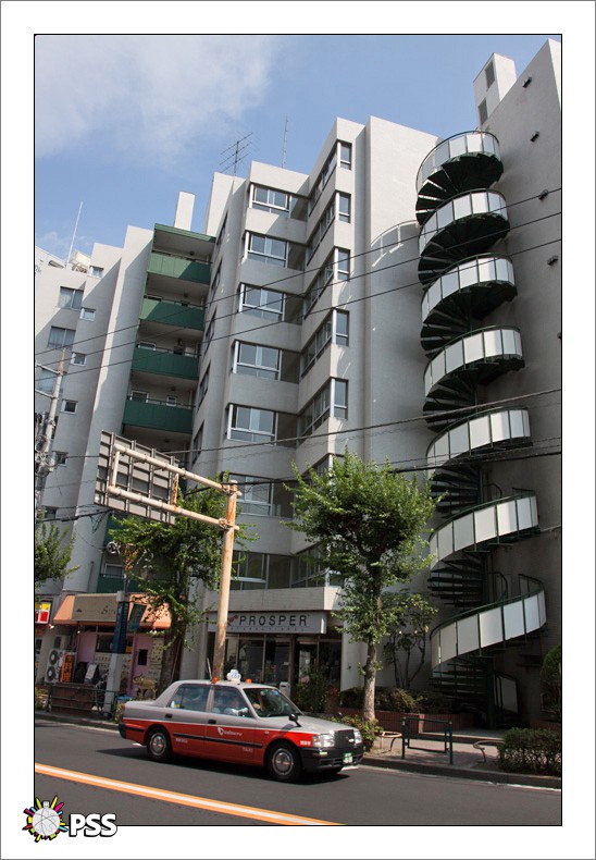 https://www.pss-archi.eu/membres/nekobasu/tokyo/321.jpeg