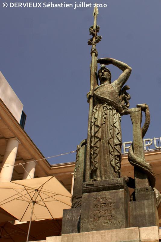 https://www.pss-archi.eu/photos/membres/1058/l/1278360487p.jpg