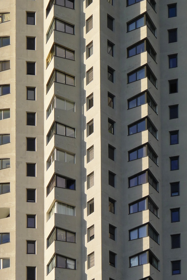 https://www.pss-archi.eu/photos/membres/1062/l/1382474878gui.JPG