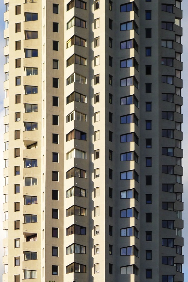 https://www.pss-archi.eu/photos/membres/1062/l/1382474897teb.JPG