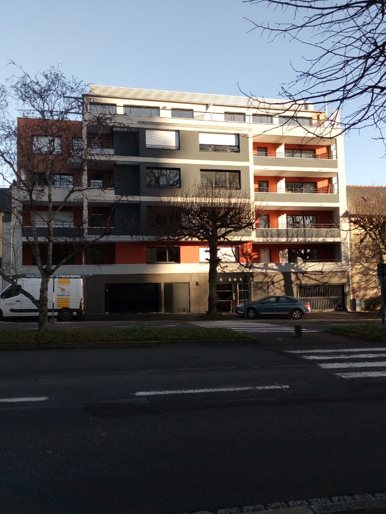 https://www.pss-archi.eu/photos/membres/13651/l/2022/01/1641388228ayuk.jpg