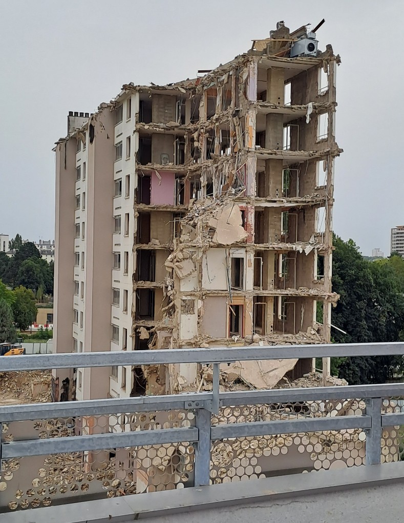https://www.pss-archi.eu/photos/membres/13651/l/2023/09/1694033888qvuv.jpg