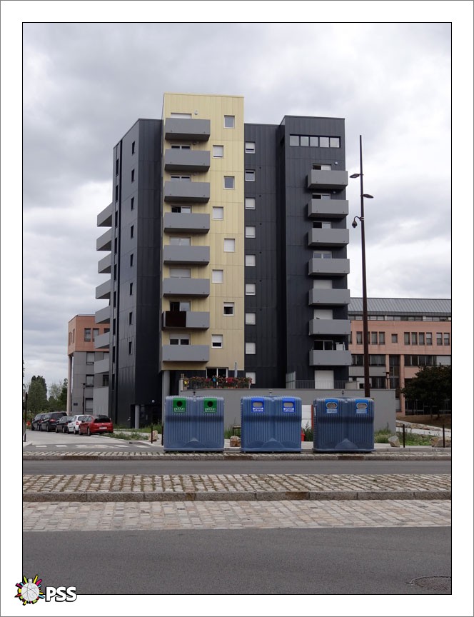 https://www.pss-archi.eu/photos/membres/1439/l/1377971946rer.jpg