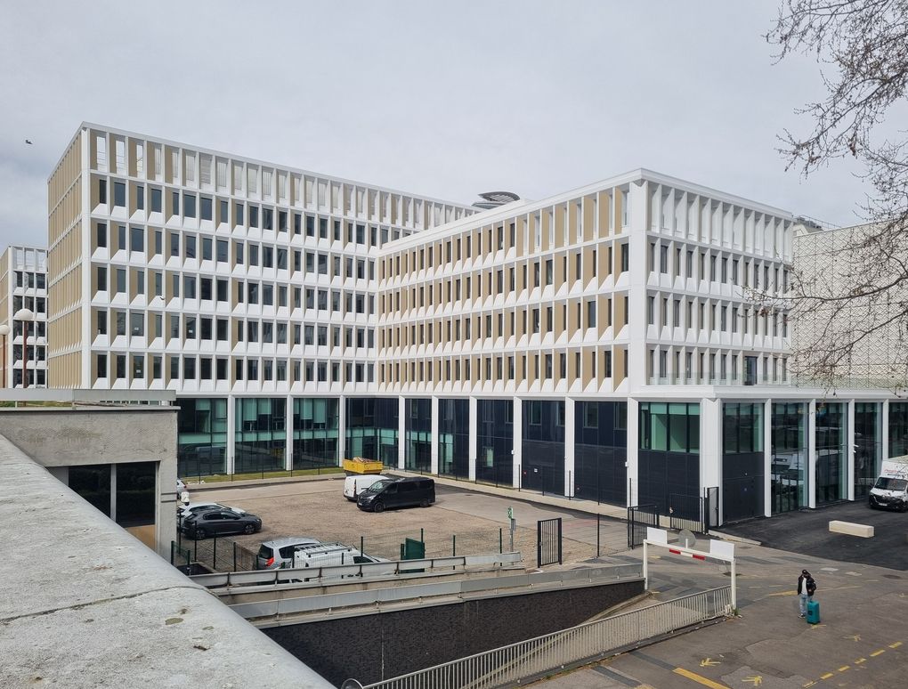 https://www.pss-archi.eu/photos/membres/1460/l/2024/03/1711617387uabn.jpg