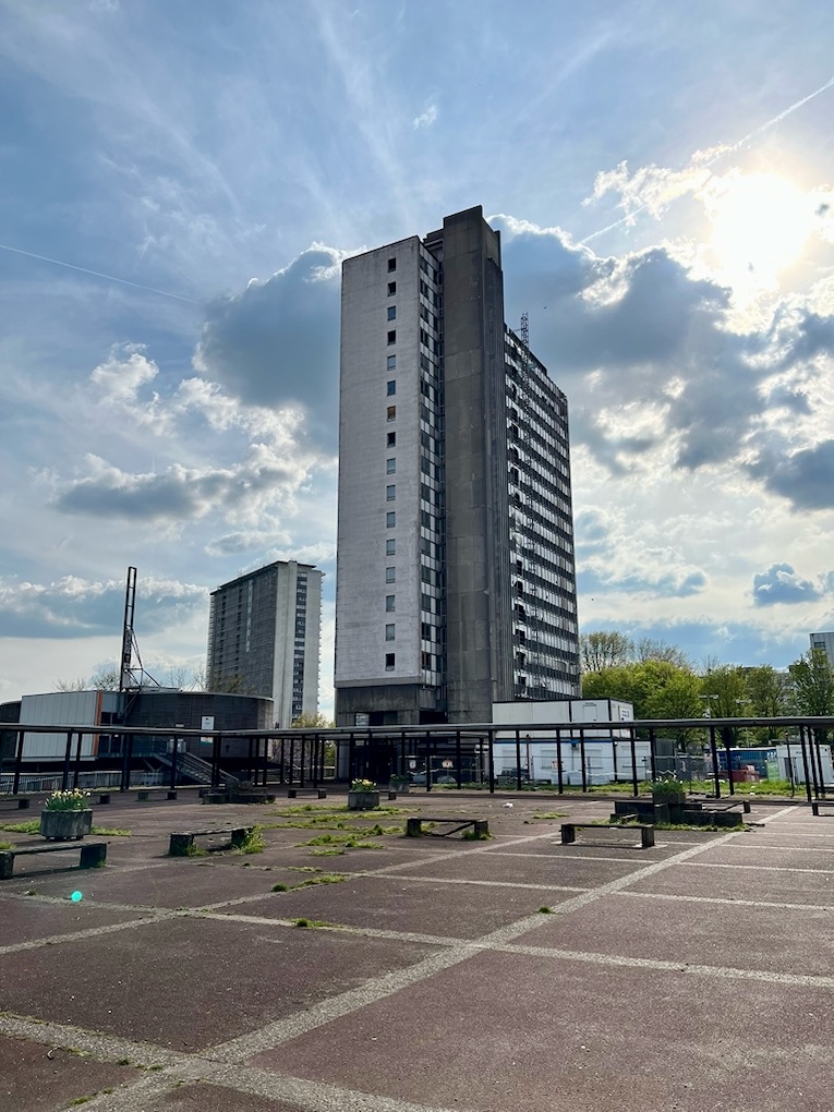https://www.pss-archi.eu/photos/membres/357/l/2023/05/1682961294pbkx.jpg