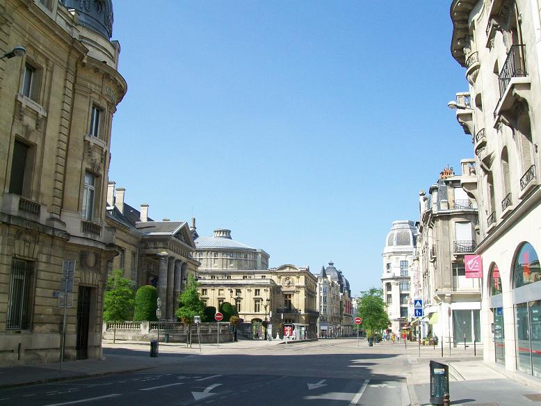 https://www.pss-archi.eu/photos/membres/7721/l/1373890760yel.jpg