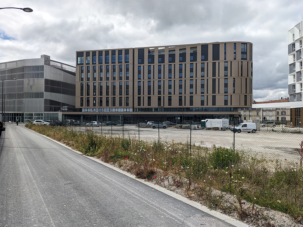 https://www.pss-archi.eu/photos/membres/8633/l/2024/06/1718644145luux.jpg