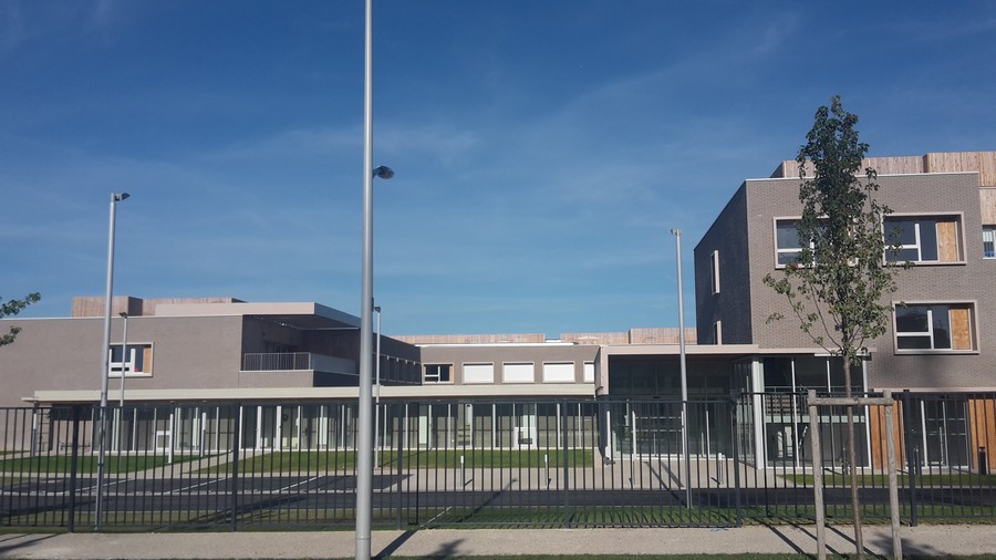 https://www.pss-archi.eu/photos/membres/8974/l/1477907417qks.jpg