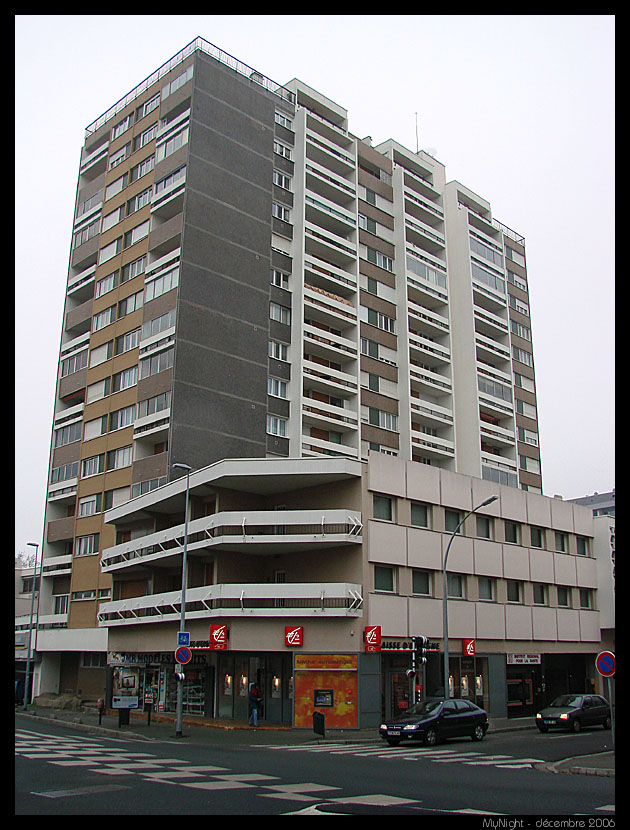 https://www.pss-archi.eu/photos/mynight/angers1/10.jpg