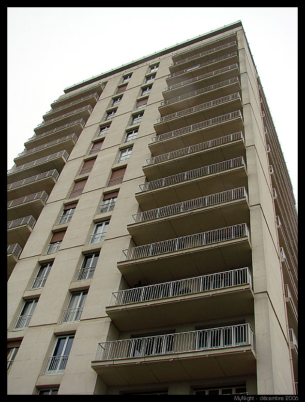 https://www.pss-archi.eu/photos/mynight/angers1/14.jpg