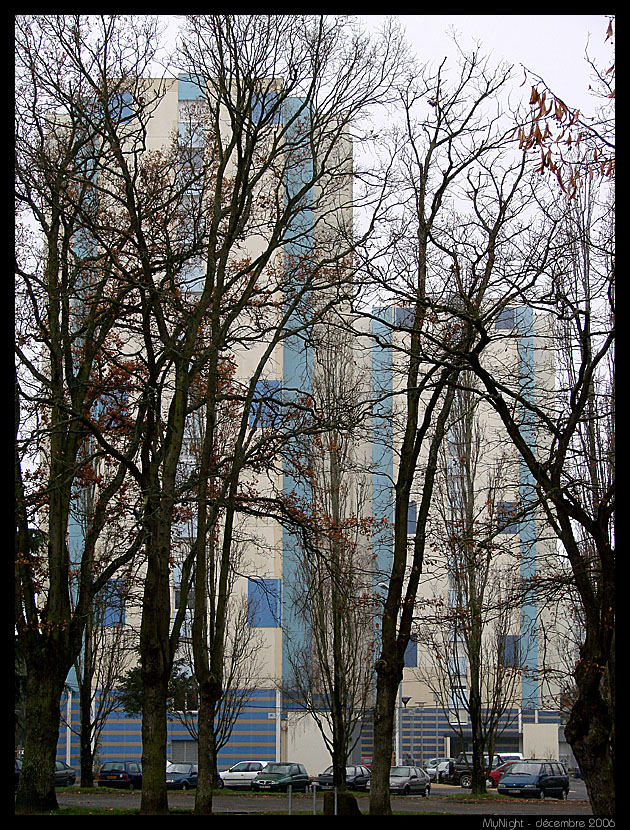 https://www.pss-archi.eu/photos/mynight/angers1/18.jpg