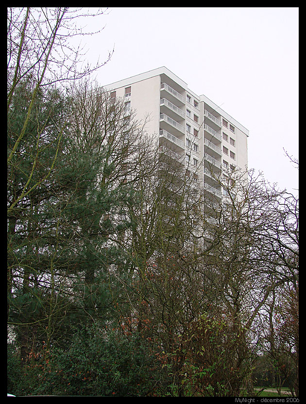 https://www.pss-archi.eu/photos/mynight/angers1/26.jpg