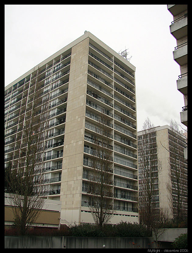 https://www.pss-archi.eu/photos/mynight/angers1/6.jpg