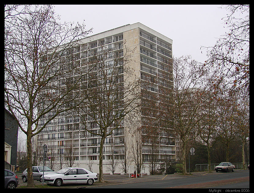 https://www.pss-archi.eu/photos/mynight/angers1/7.jpg
