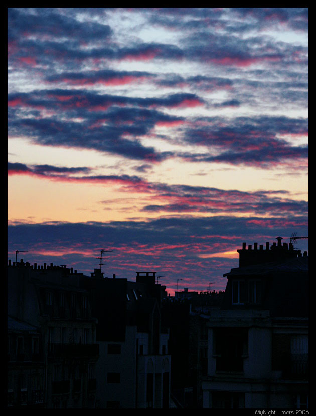 https://www.pss-archi.eu/photos/mynight/lignes_de_toits/upc38.jpg