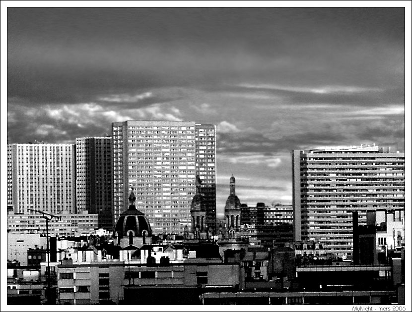 https://www.pss-archi.eu/photos/mynight/lignes_de_toits/upc49.jpg