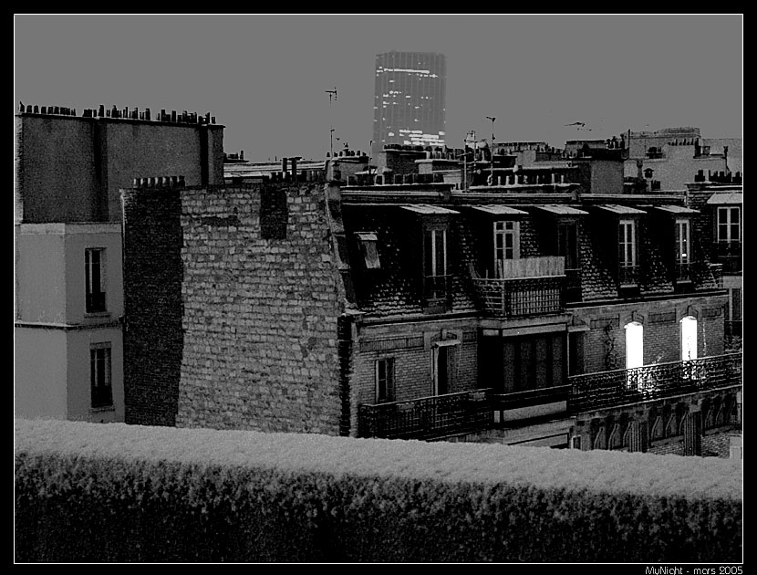 https://www.pss-archi.eu/photos/mynight/lignes_de_toits/upc56.jpg